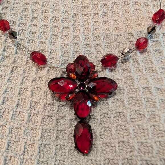 Faux Red Gemstone Garnet Pendant Necklace 16" Long, Wire - Picture 2 of 6